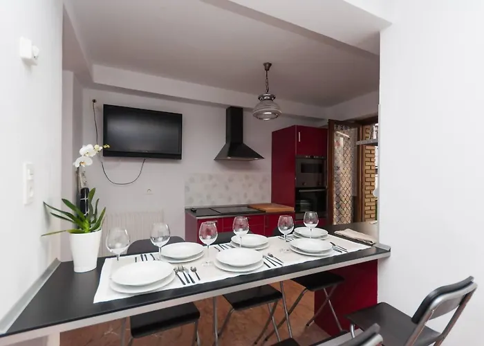 Con Parking Privado Cerca De Zurriola Apartment