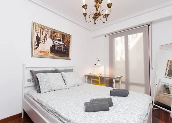 Con Parking Privado Cerca De Zurriola